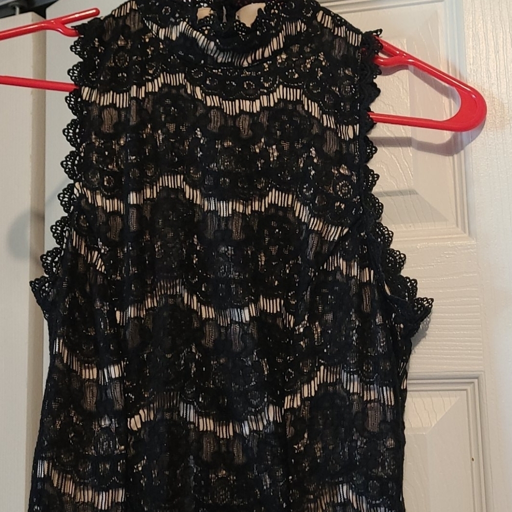 B22: Three Pink Hearts, women size xmall blk dress - Picture 2 of 5